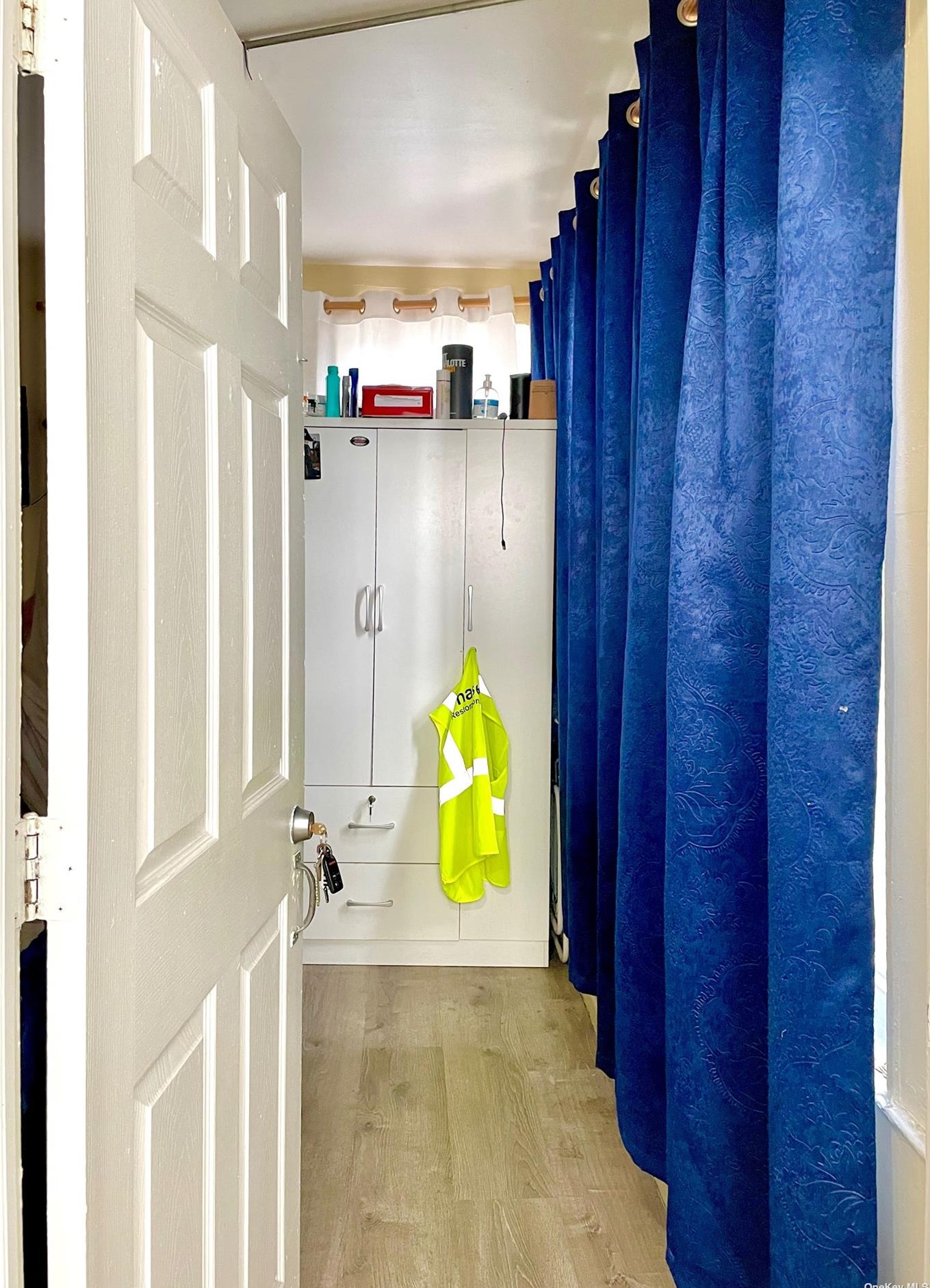 32-48 108th St, Flushing NY  11369-2524 exterior