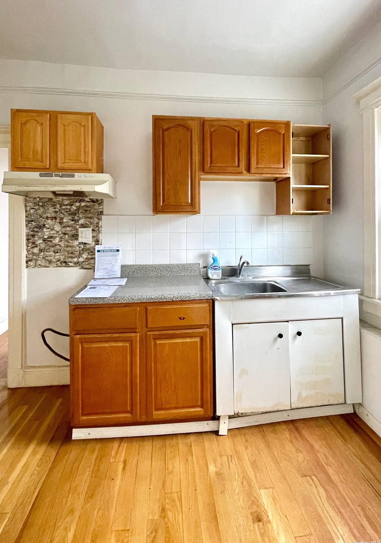 32-48 108th St, Flushing NY  11369-2524 exterior