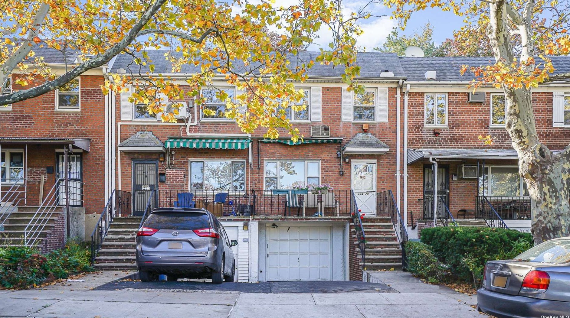 144-20 Gravett Rd, Flushing, NY 11367-1339
