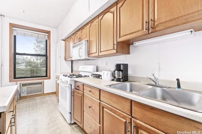 155 Lott St, Brooklyn NY  11226-5425 exterior