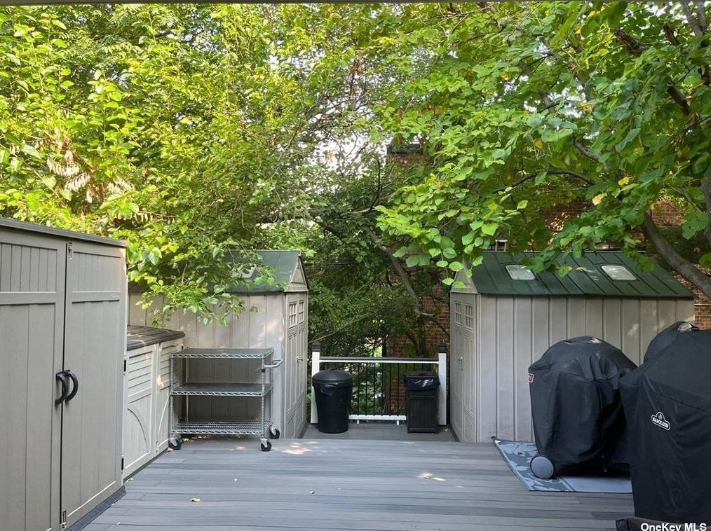 144-33 78th Ave, Flushing, NY 11367-6023