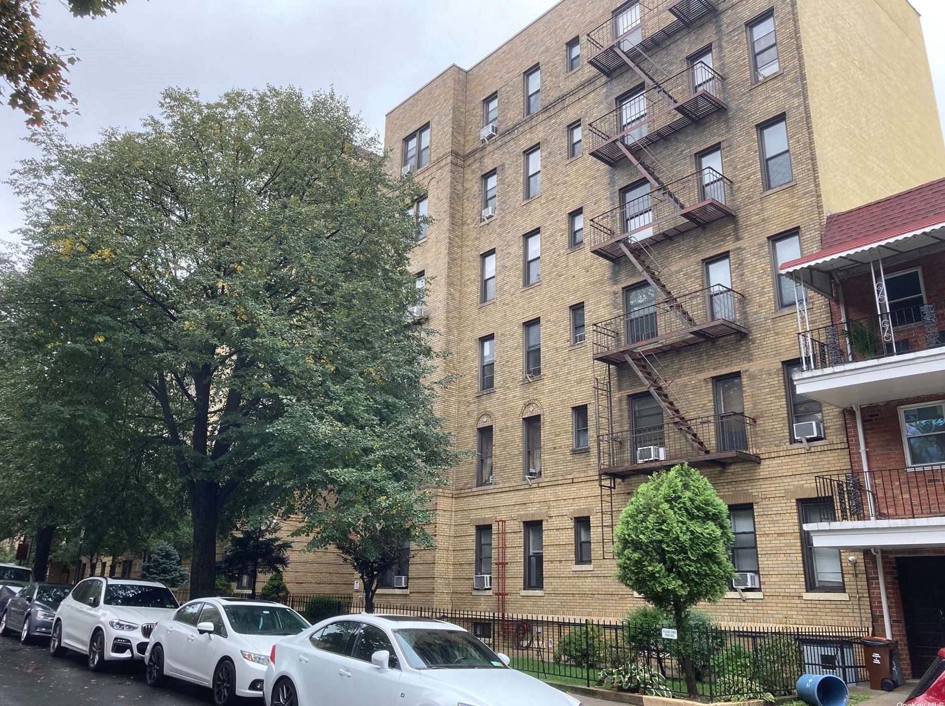83-52 Talbot St #4f, Jamaica, NY 11415
