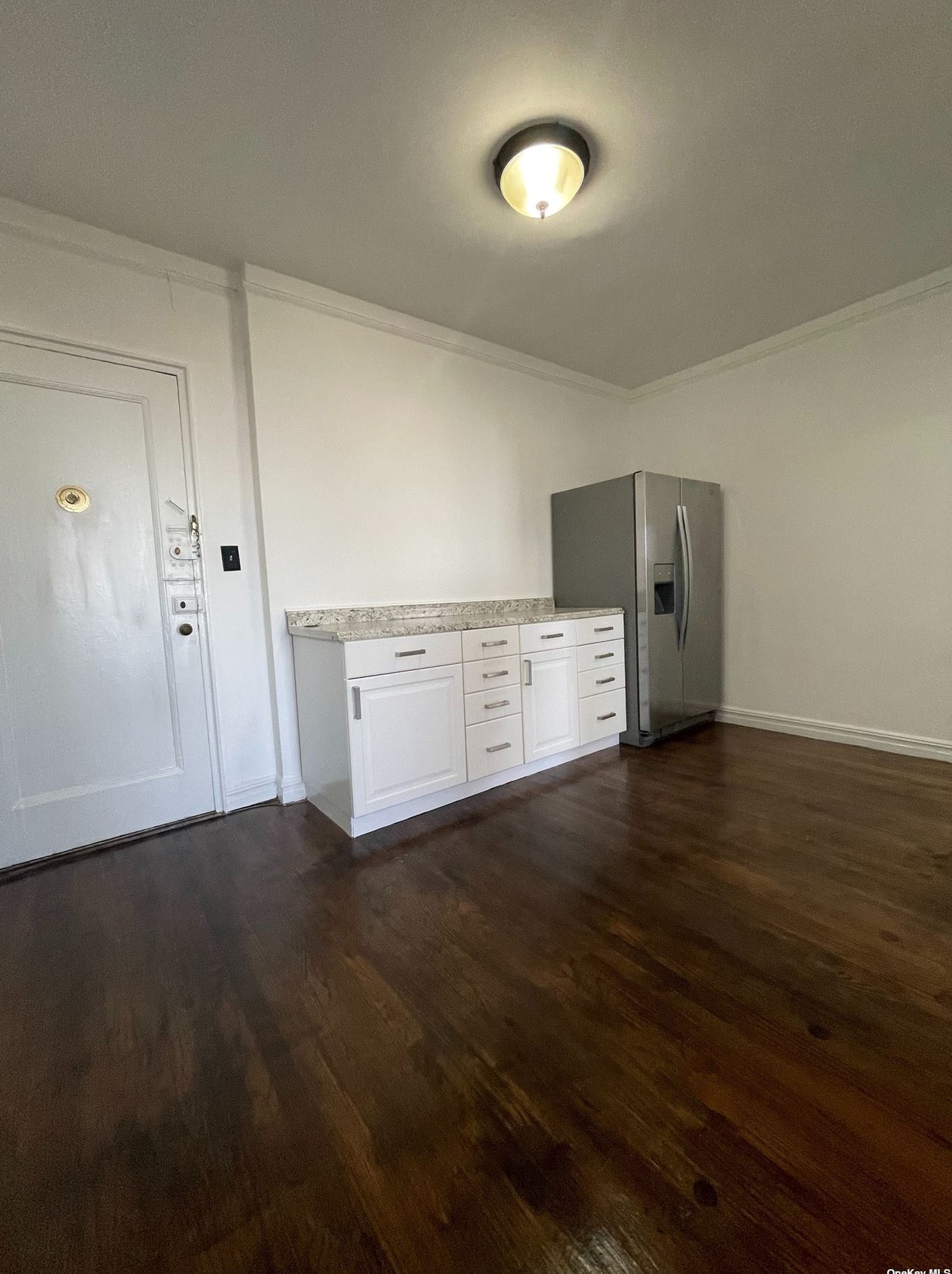 9211 35th Ave #6d, Flushing, NY 11372