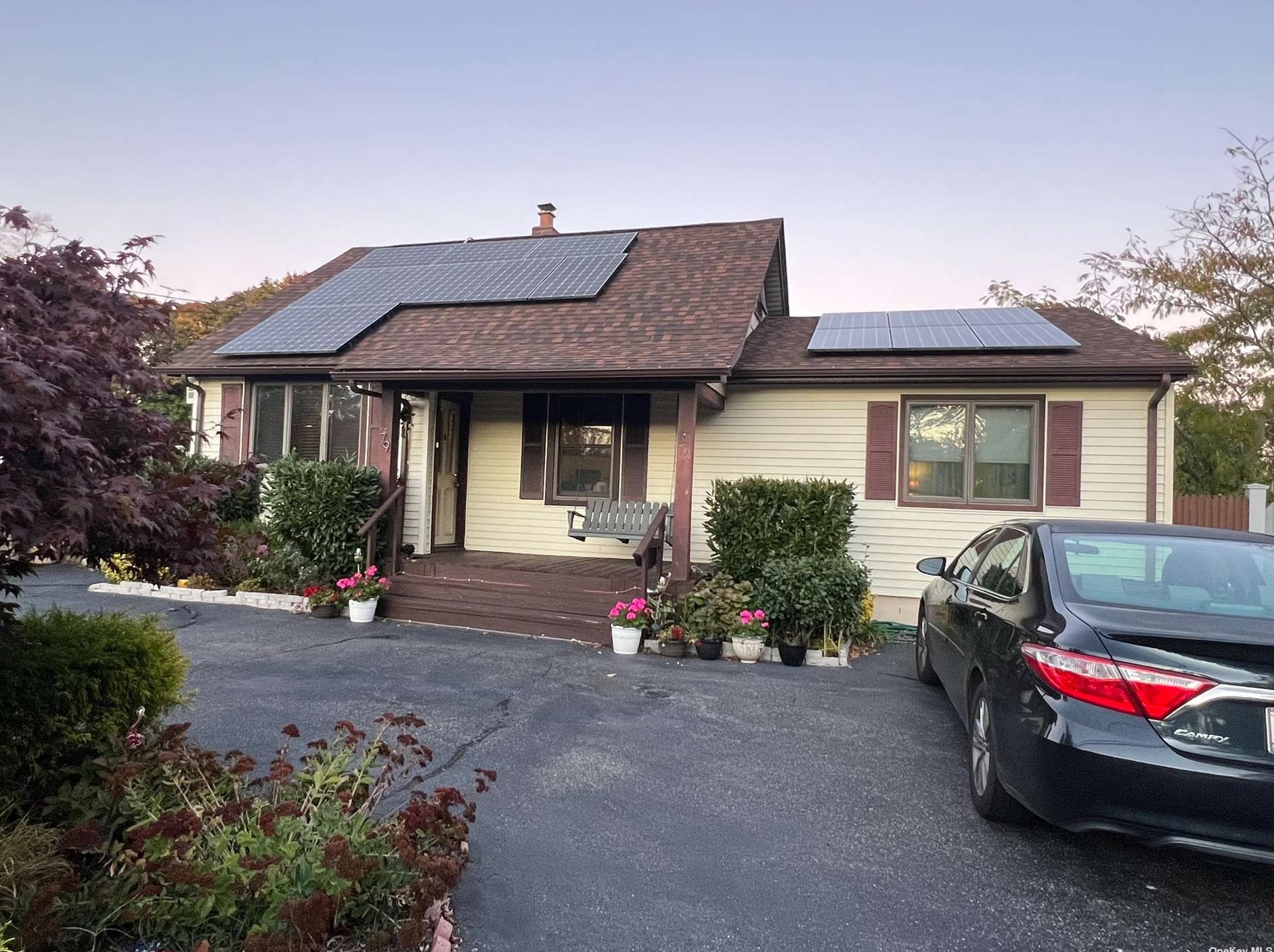 79 Commack Rd, Islip Manor, NY 11751