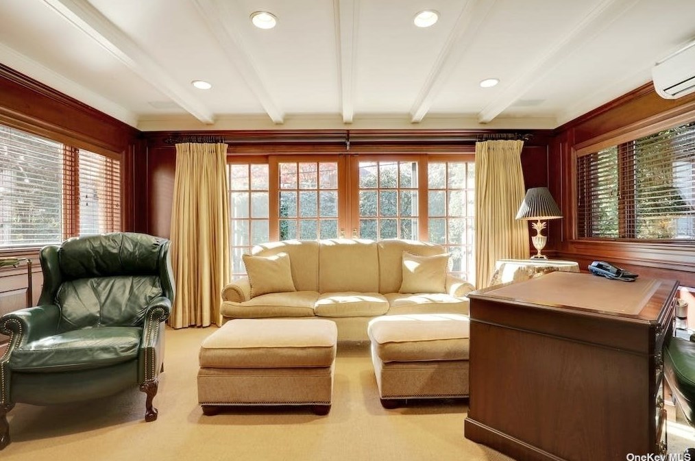 272 Chapel Rd, North Hills NY  11030-3726 exterior