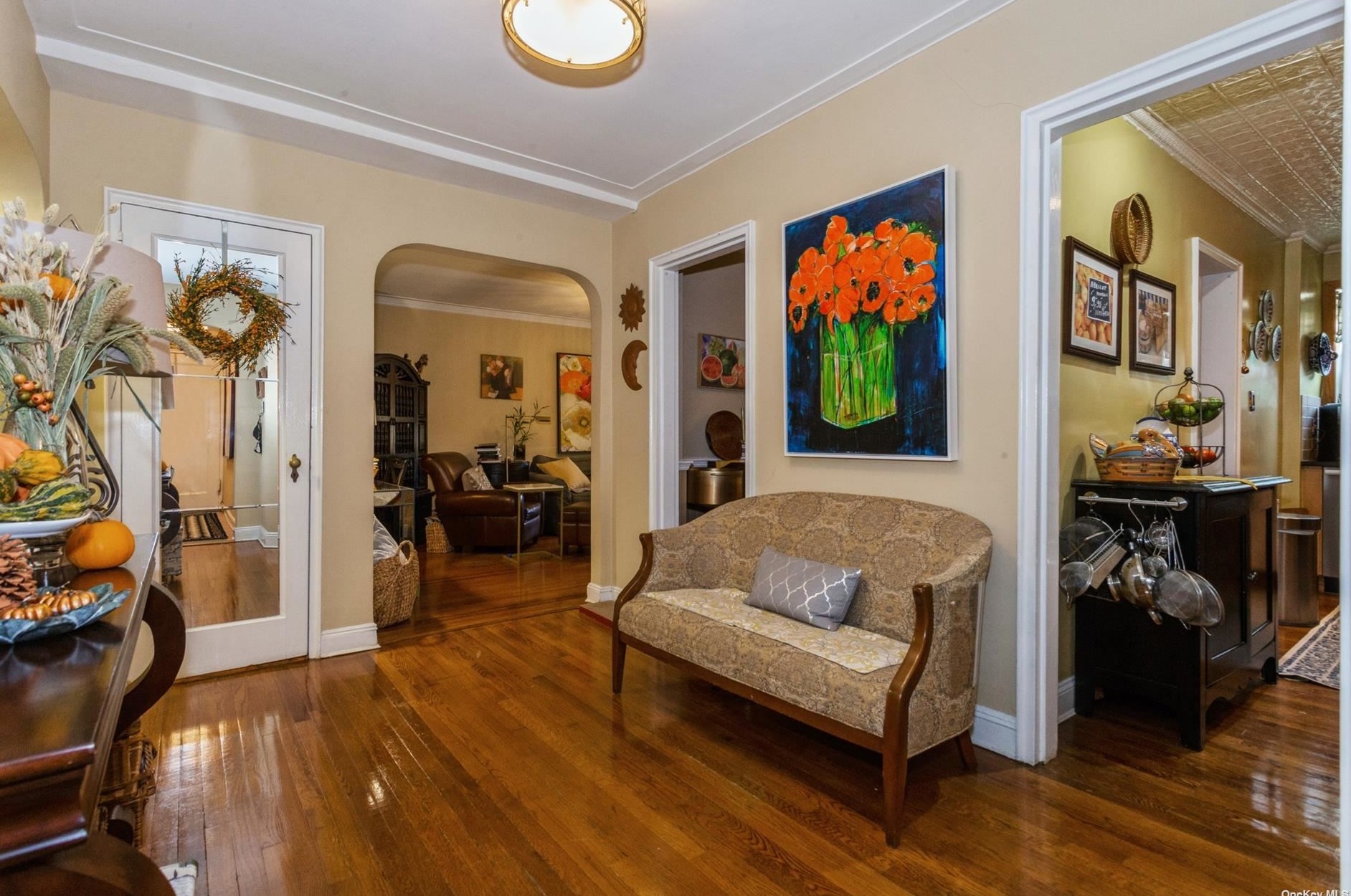 106 S Village Ave #1d, Rockville Centre, NY 11570
