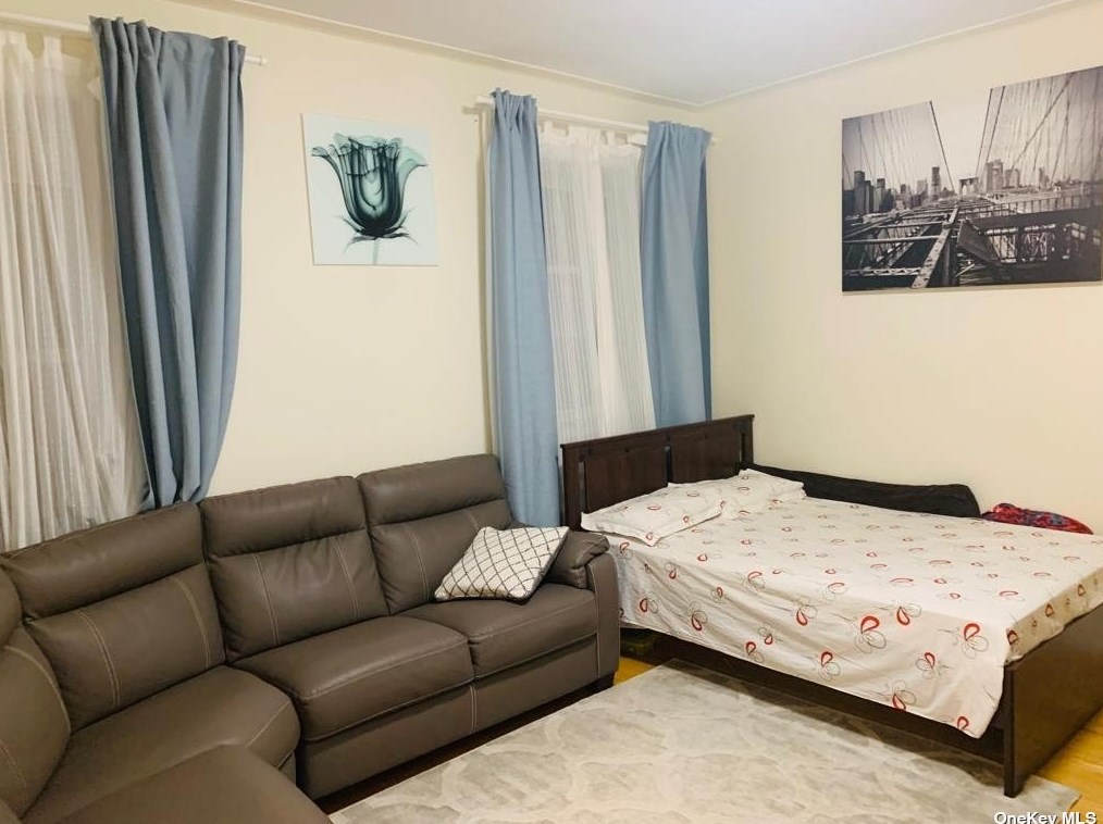 38-05 Crescent St #3e, Long Island City, NY 11101