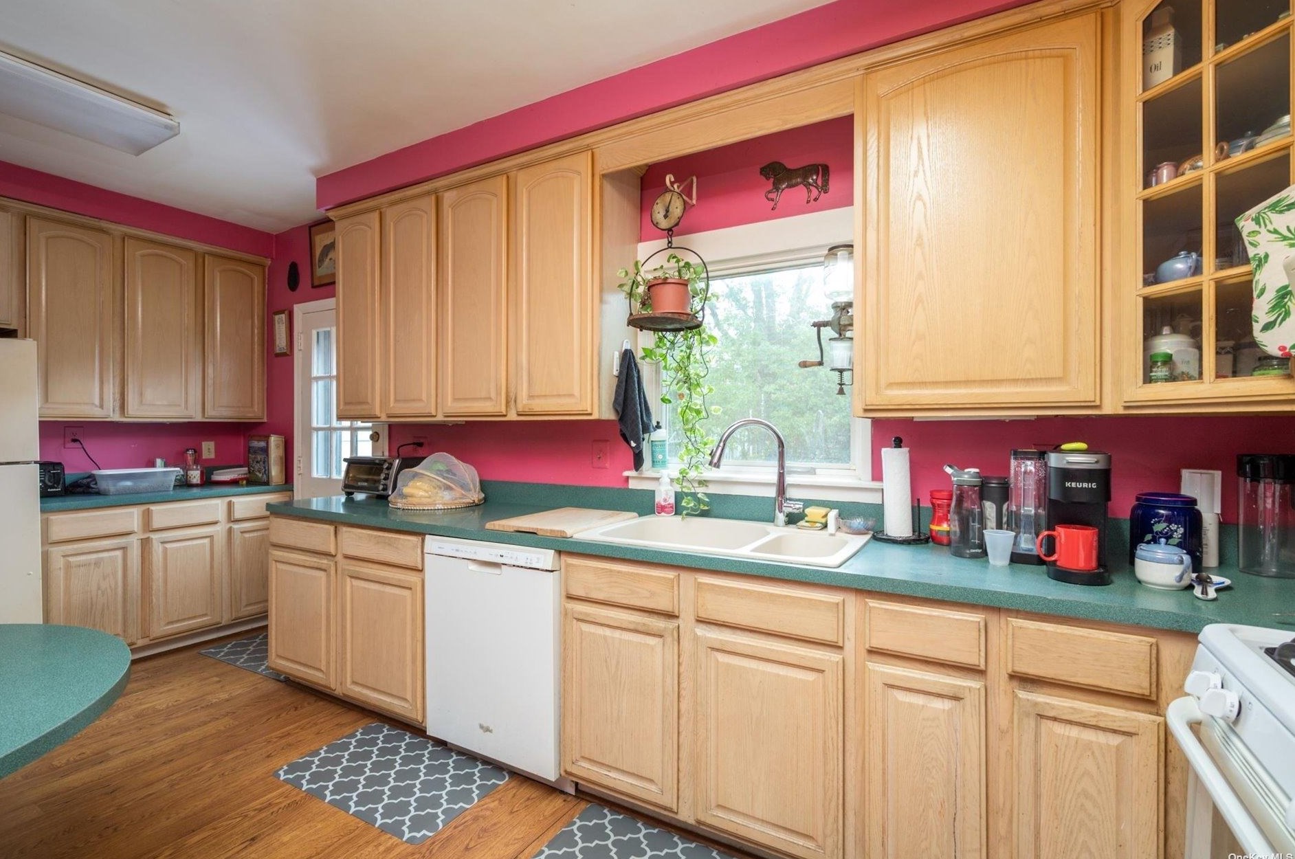 266 Beech St, East Atlantic Beach NY  11561-4225 exterior