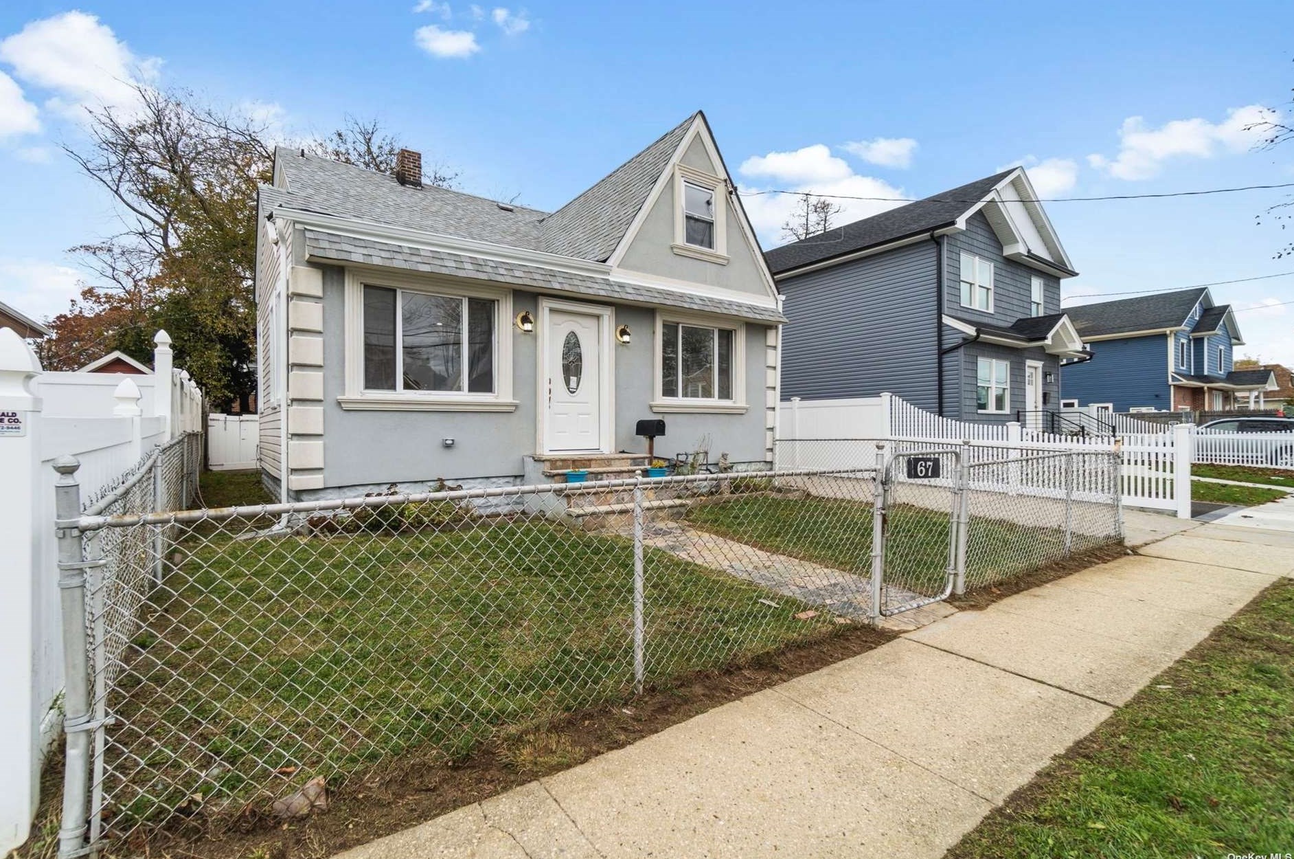 67 E Pennywood Ave, Roosevelt, NY 11575