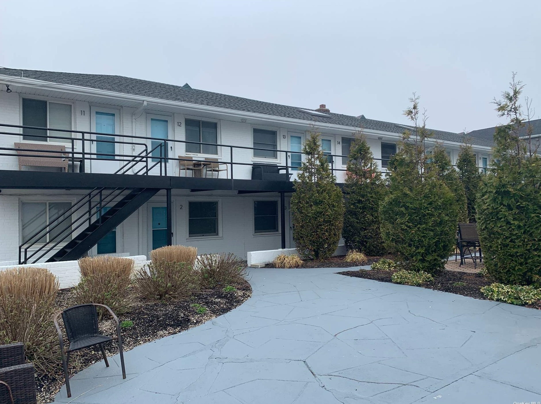 20 Wyoming Ave #9, East Atlantic Beach, NY 11561