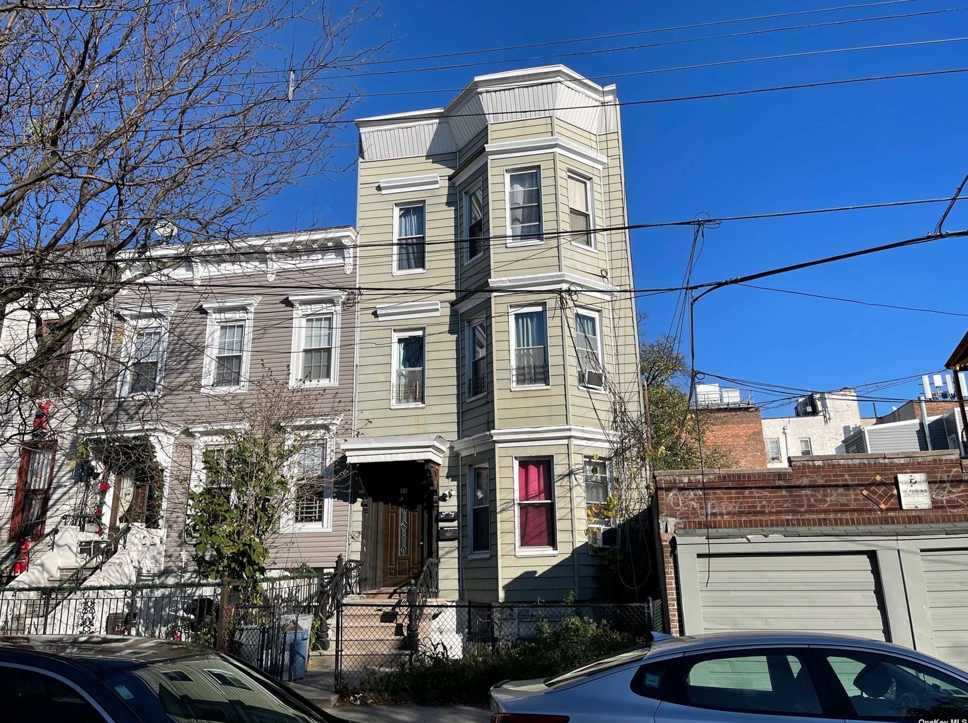 59 Shepherd Ave, Brooklyn, NY 11208-1224
