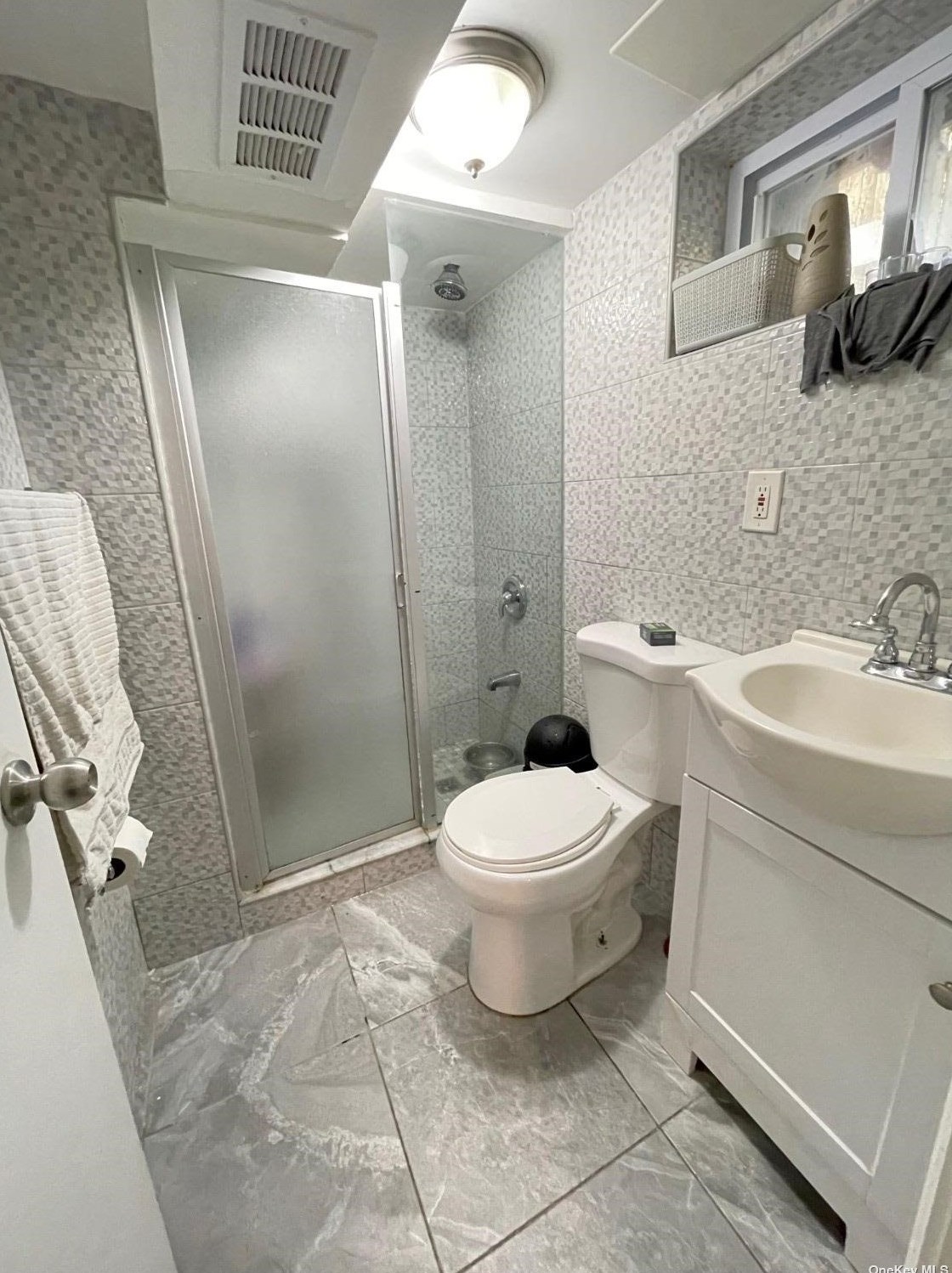 59 Shepherd Ave, Brooklyn NY 11208-1225 exterior