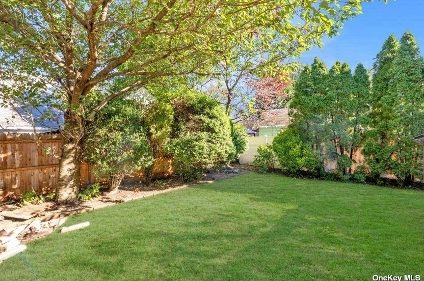 569 Irving, North Baldwin, NY 11510