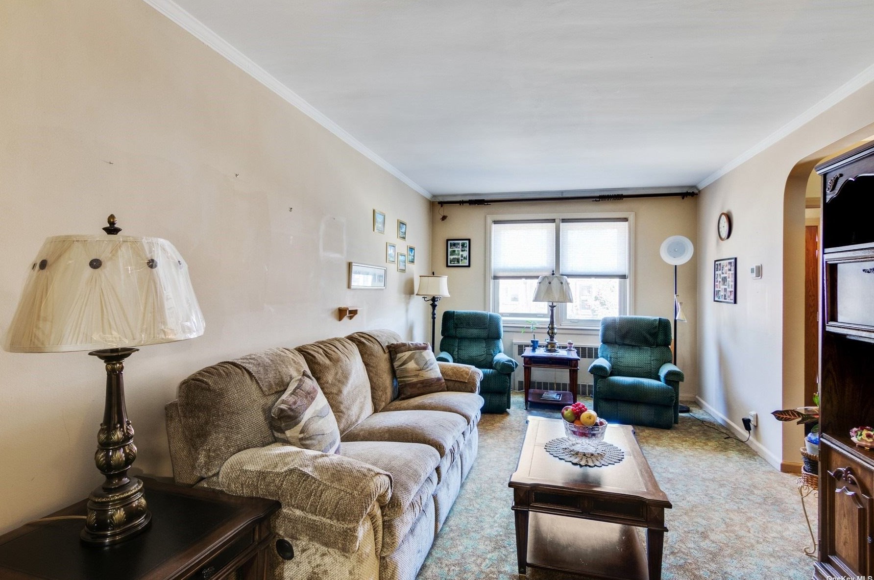 69-22 174th St, Flushing, NY 11365-1617