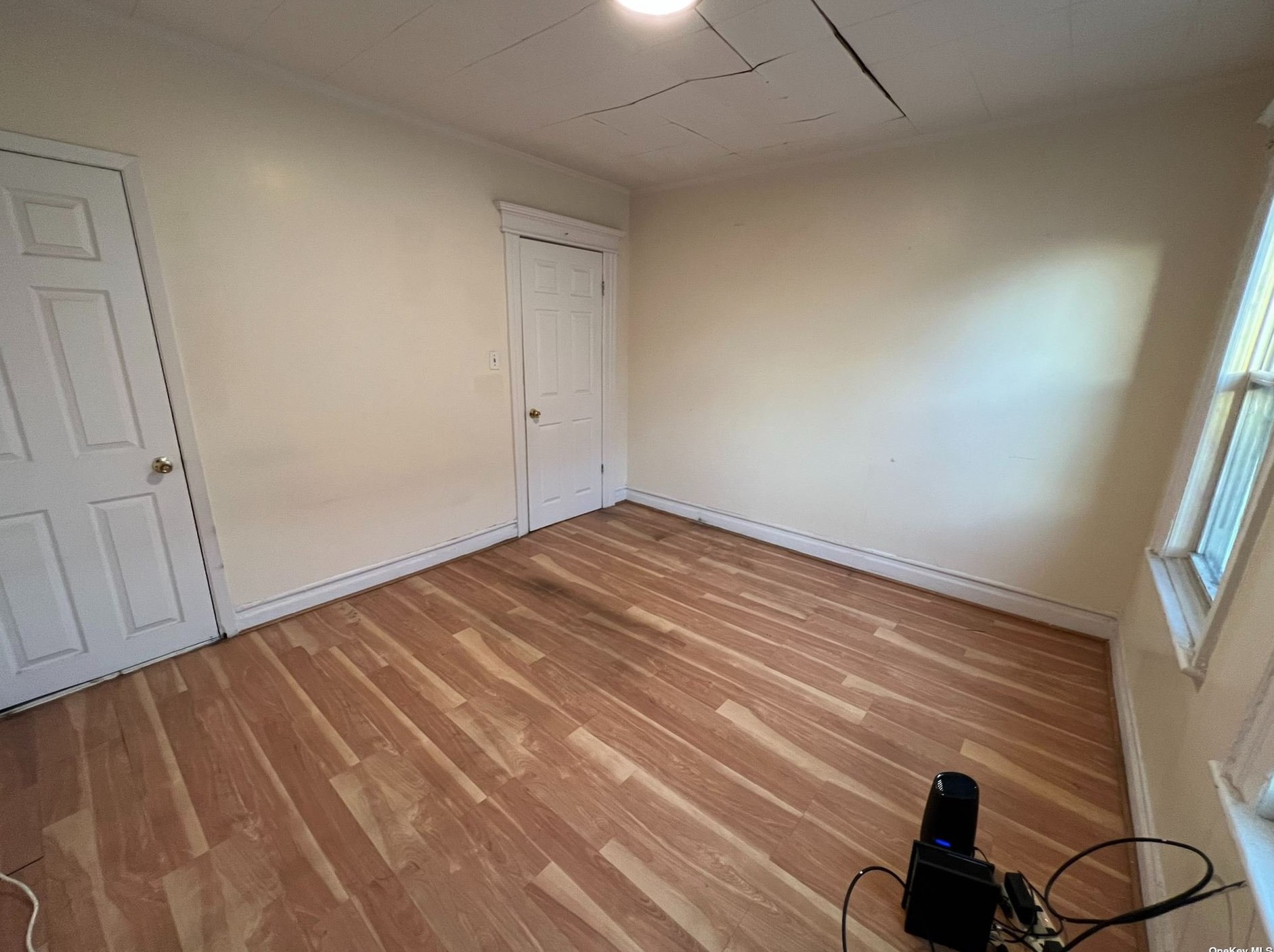 85-27 168th Pl #2nd Fl, Jamaica, NY 11432
