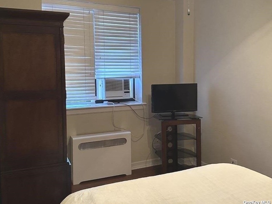 3235 Emmons Ave, Brooklyn NY  11235-1148 exterior