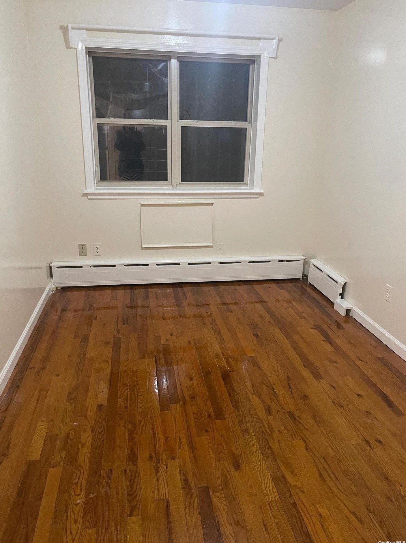 33-13 101st St, Flushing NY  11369-1321 exterior