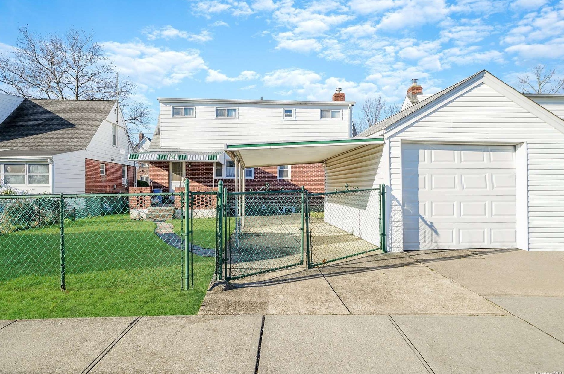 580 Marcellus Rd, Williston Park, NY 11596