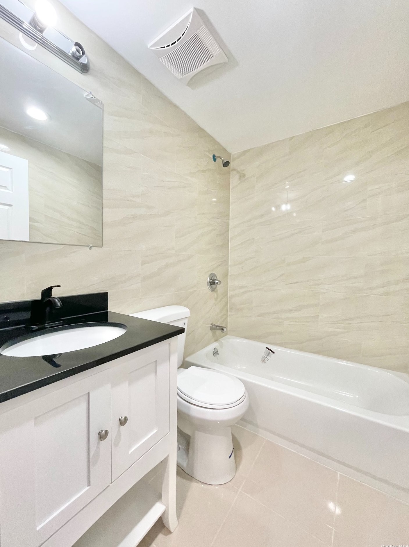 106-18 Astoria Blvd #2fl, Flushing, NY 11369