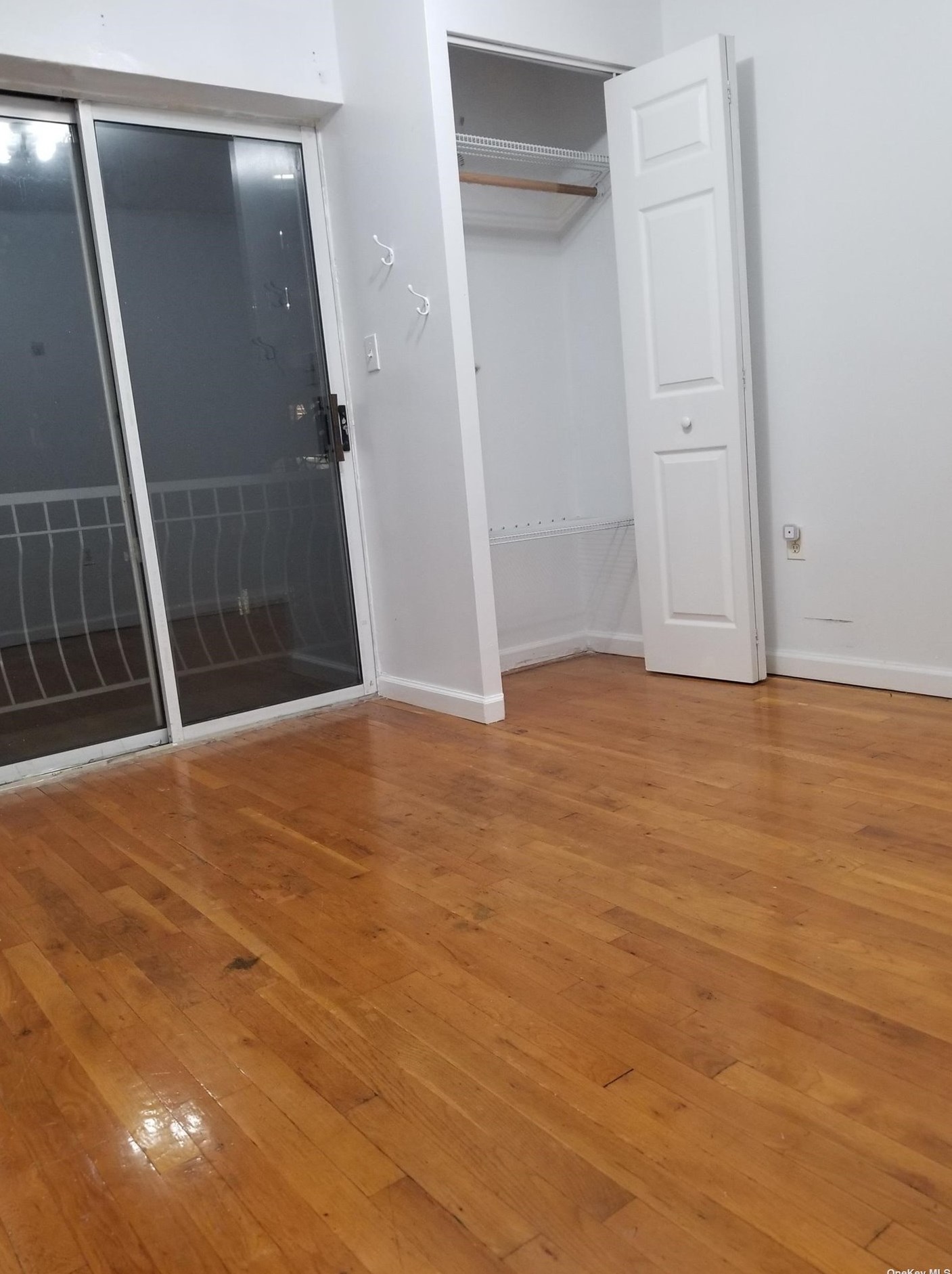 14011 34th Ave #3rd, Flushing, NY 11355