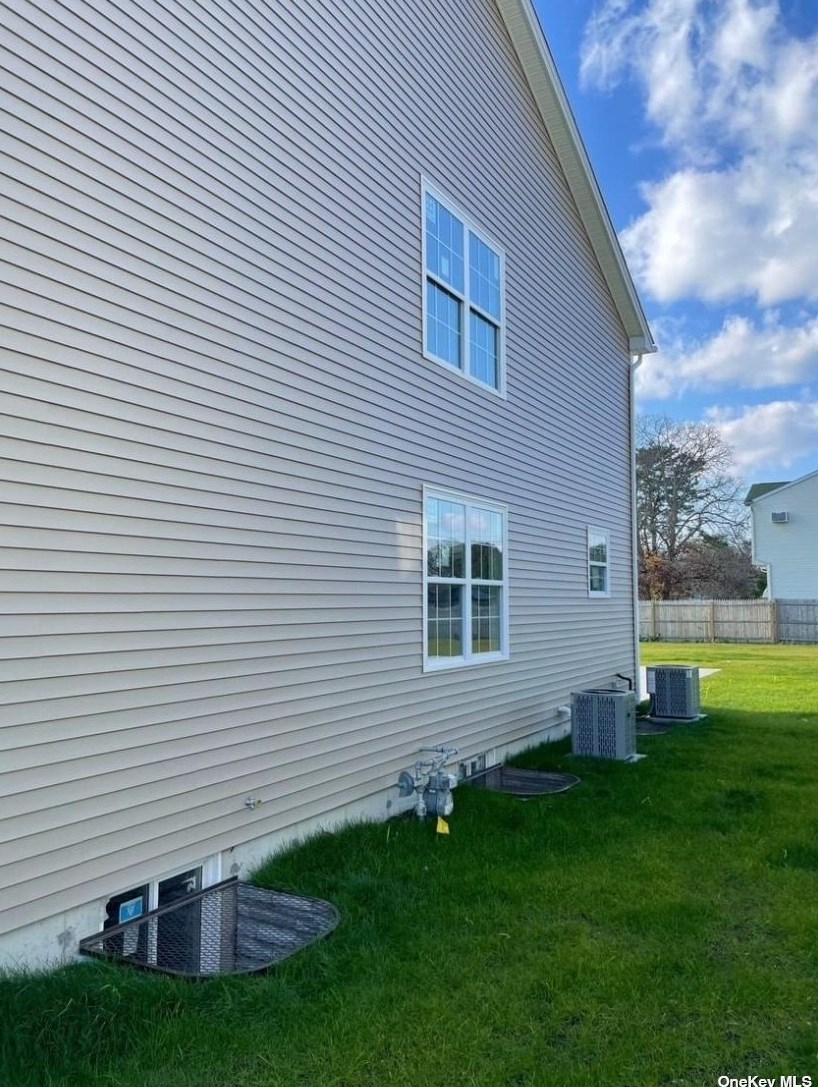 45 Commerce Blvd #b, Amityville, NY 11701