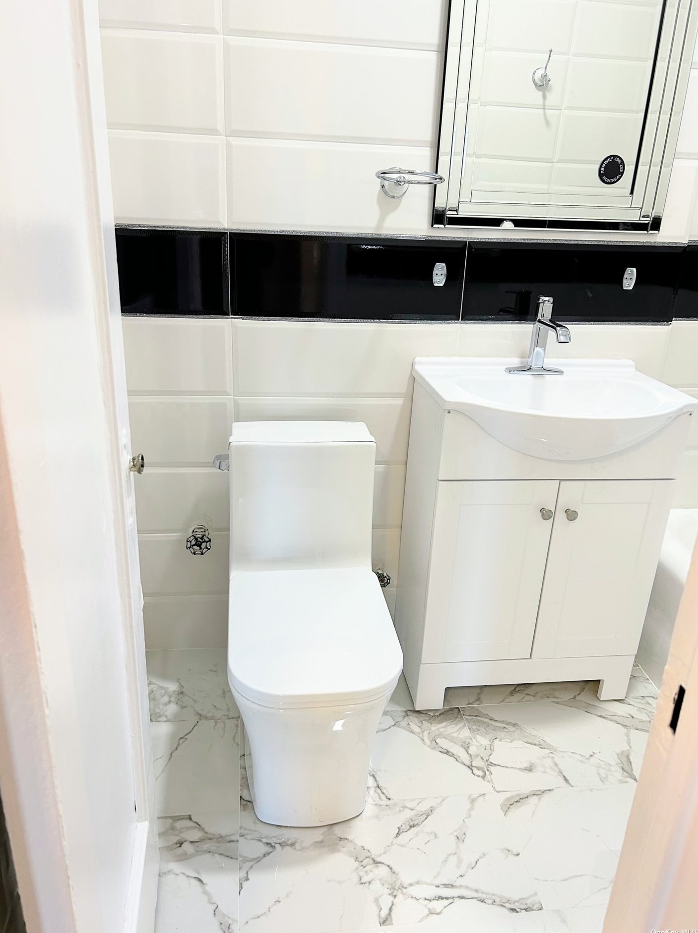 44-14 Newtown Rd #5j, Long Island City, NY 11103