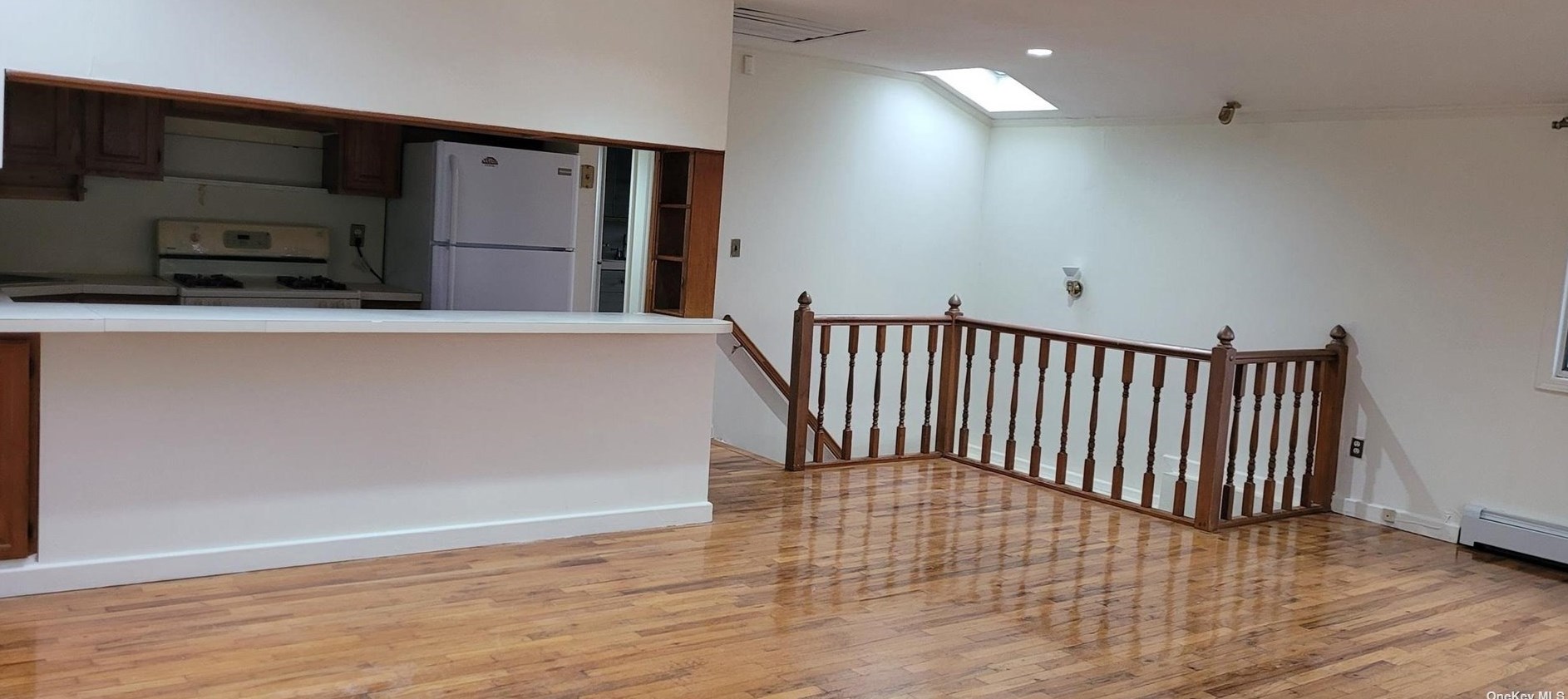 76-67 174th St, Flushing NY  11366-1618 exterior