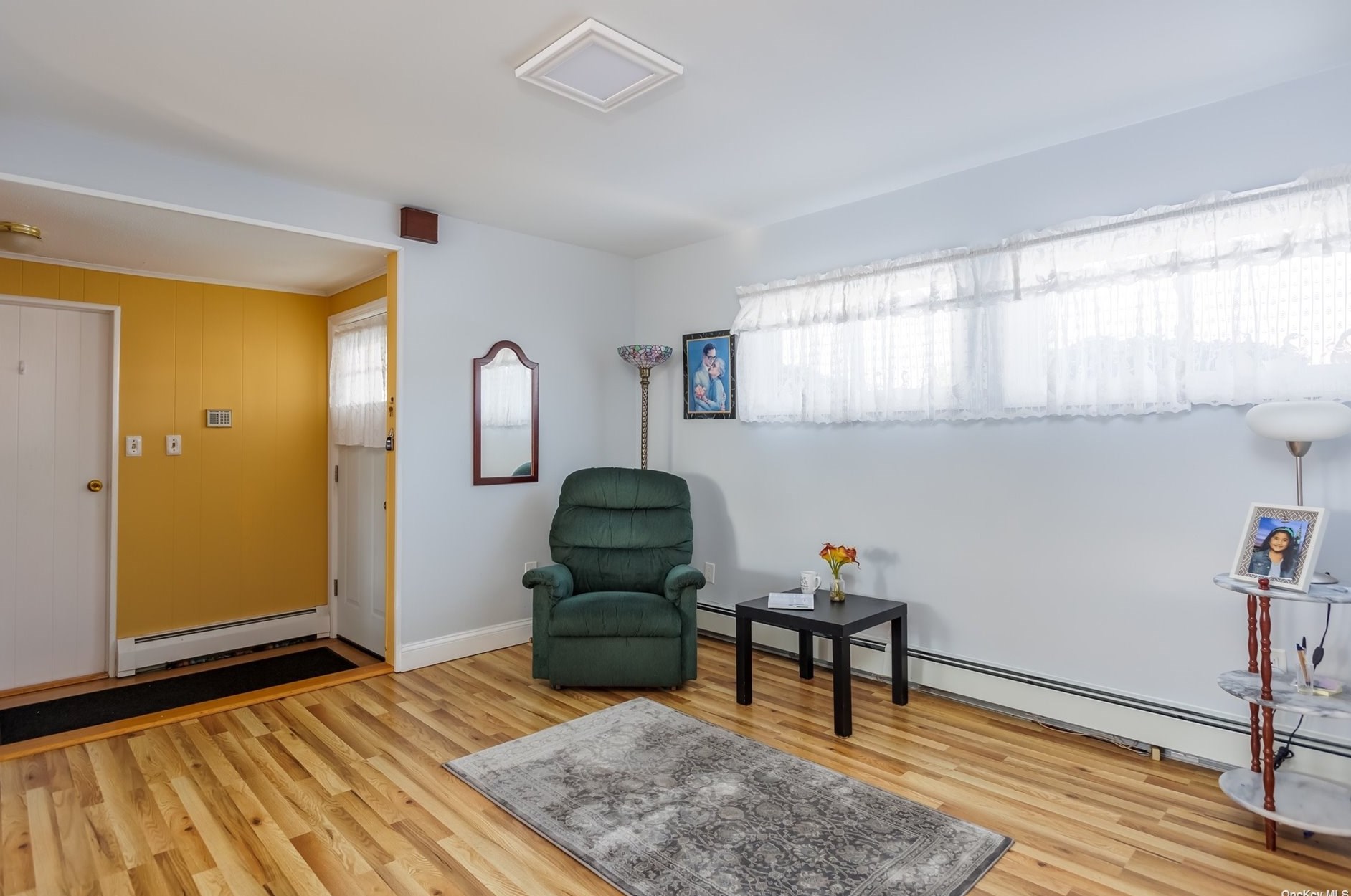 64 Saddler Ln, Plainedge, NY 11756-3419