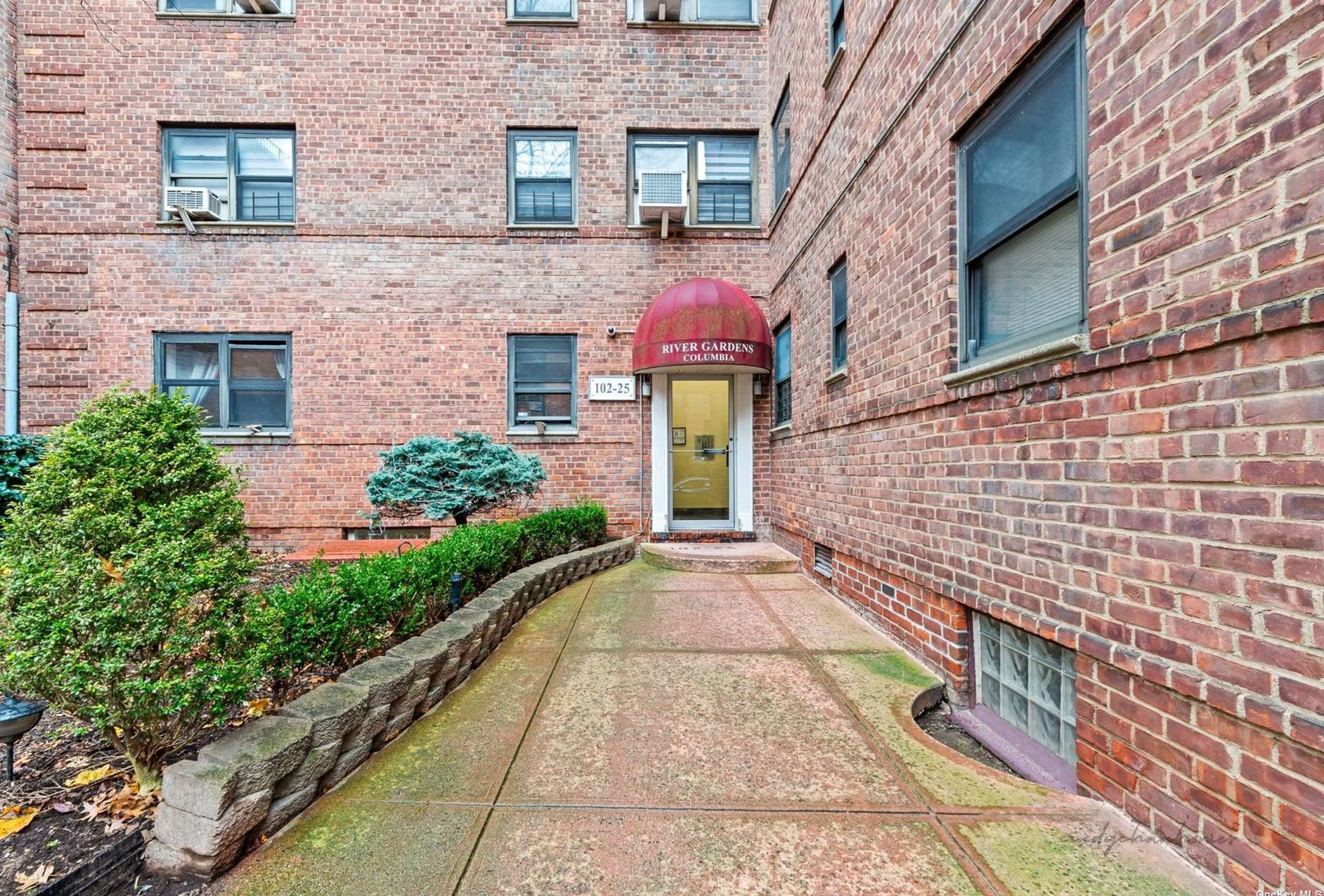 10225 67th Rd Apt 2b, Flushing, NY