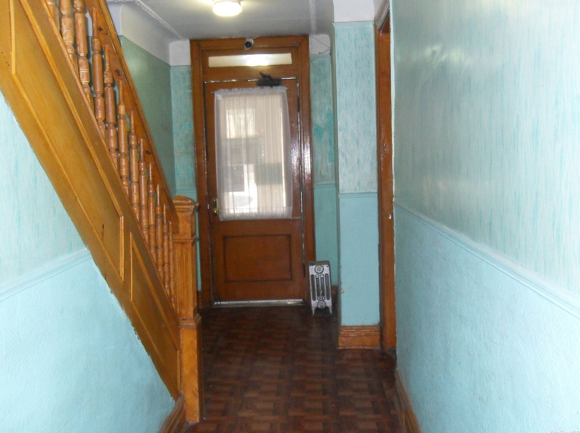 61-25 Madison St, Flushing NY  11385-3548 exterior