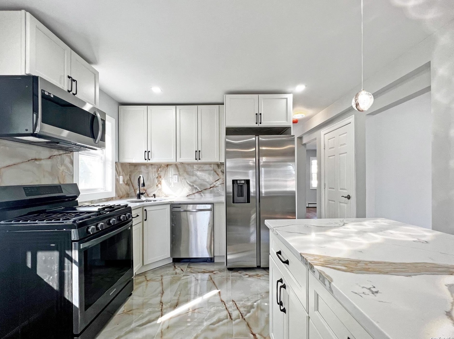 2195 Cameron Ave, North Merrick NY 11566-2106 exterior