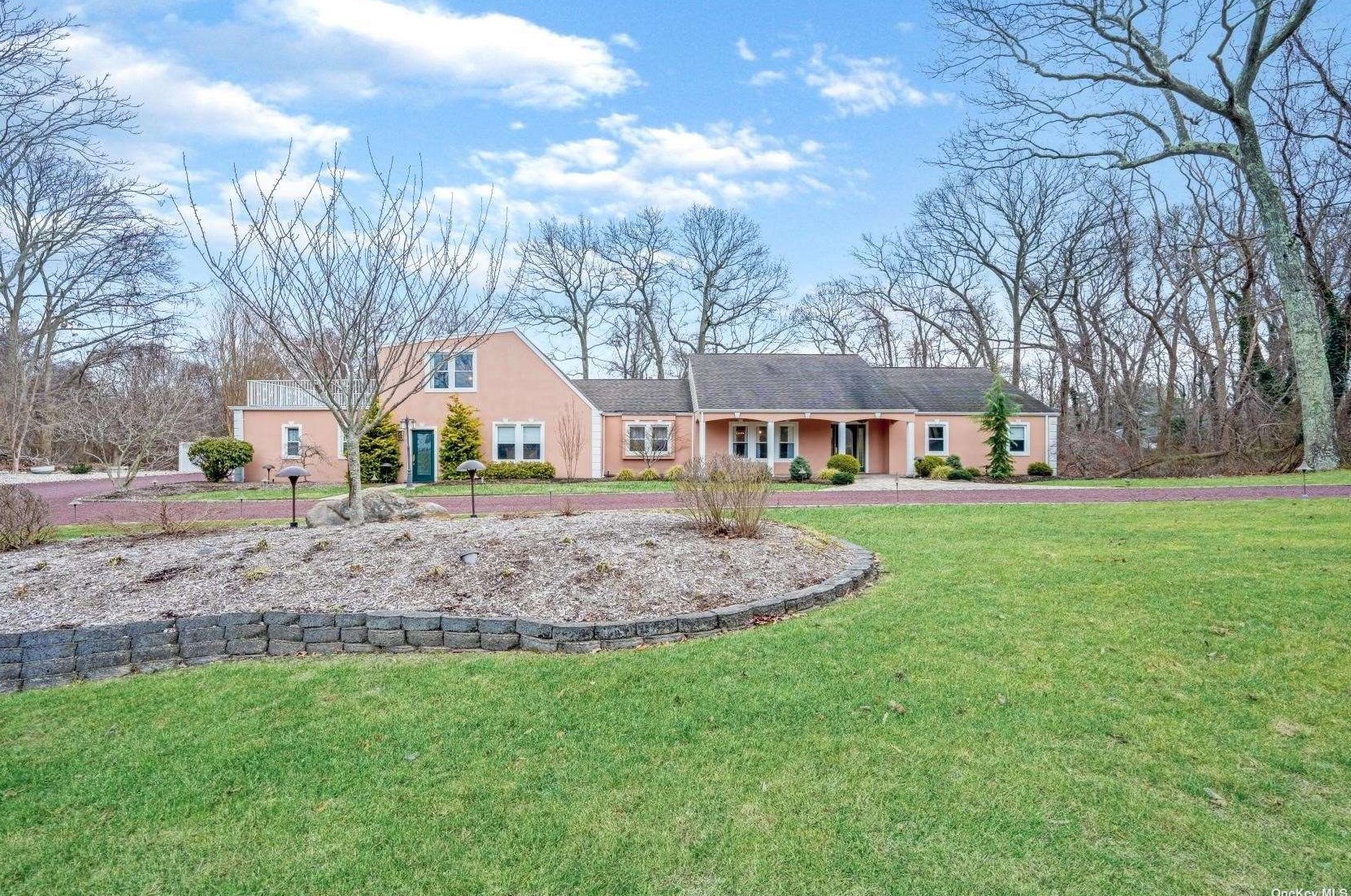 79 Westchester Dr, Rocky Point, NY 11778-8875