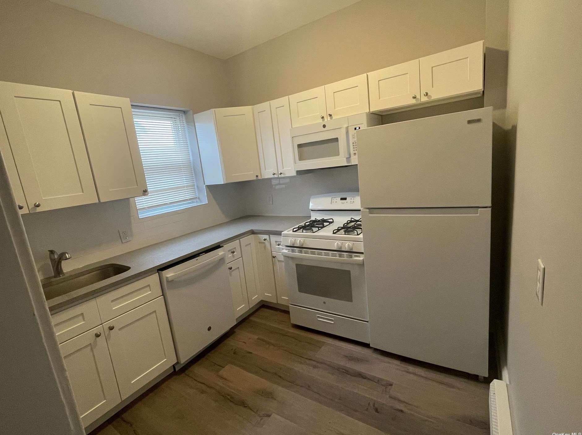 51 Smith St #a1, North Merrick, NY 11566
