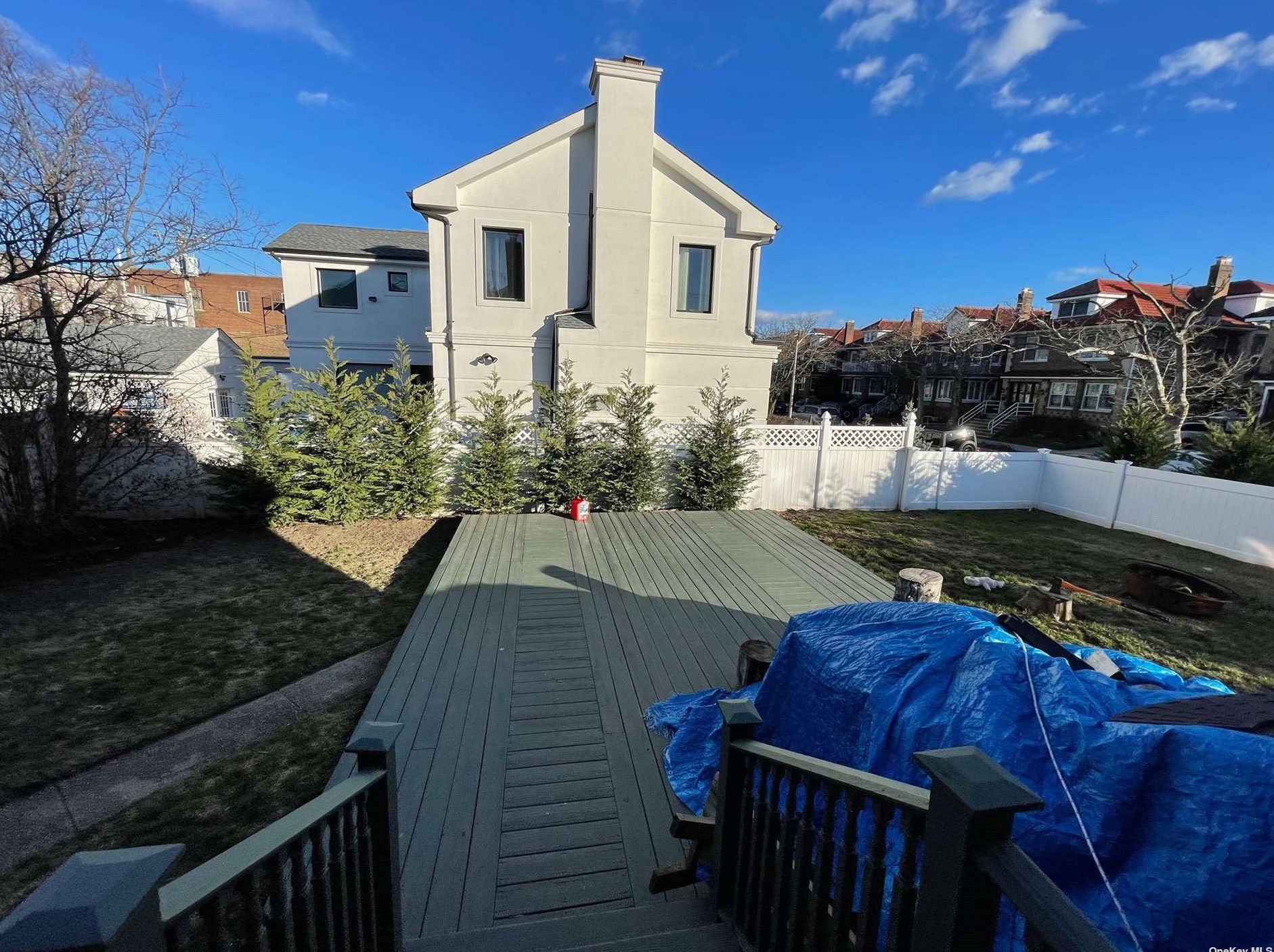 171 Walnut St, East Atlantic Beach NY  11561-3315 exterior