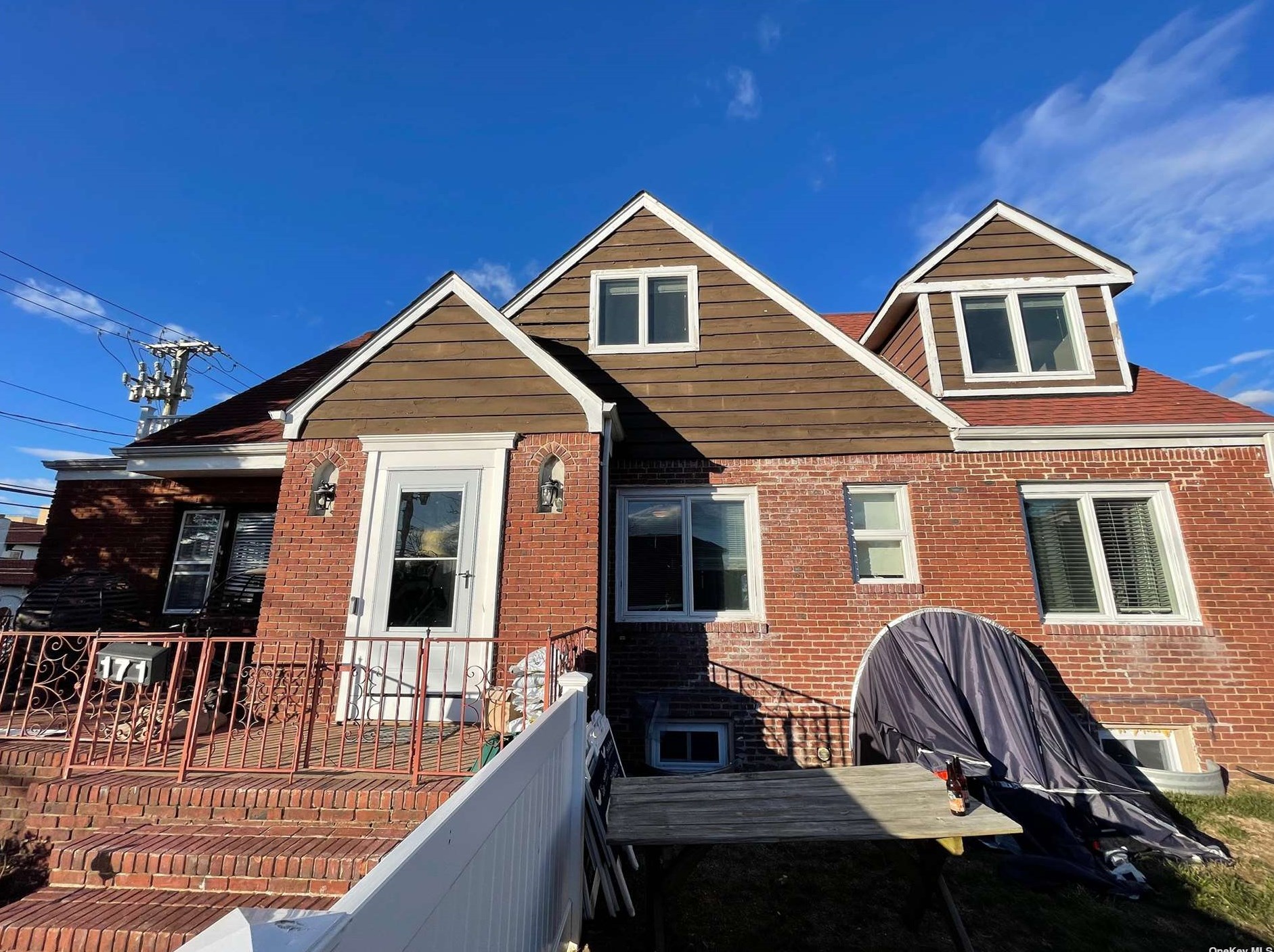 171 W Walnut St, East Atlantic Beach, NY 11561