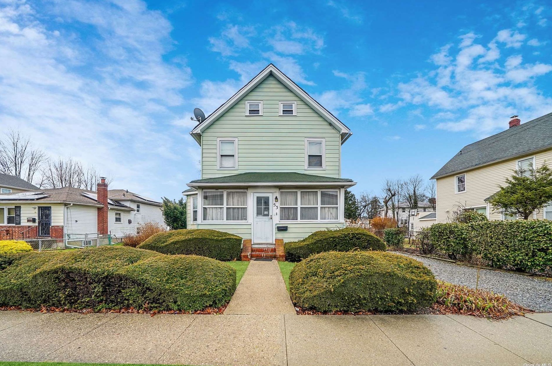 53 Rose Ave, Hempstead, NY 11550-6646