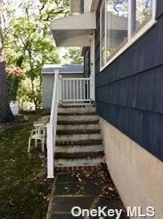 7 Dickinson Ave, Elwood, NY 11731