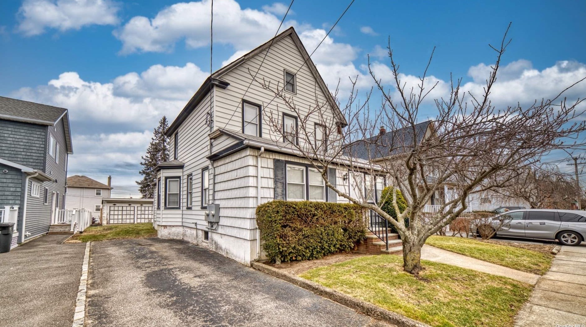 150 Jefferson St, Far Rockaway, NY 11096