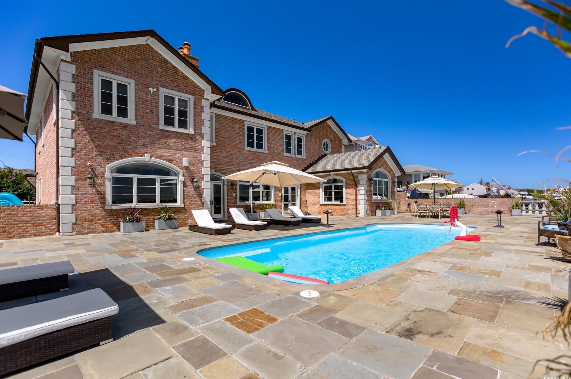 344 E Shore Dr, East Massapequa, NY 11758
