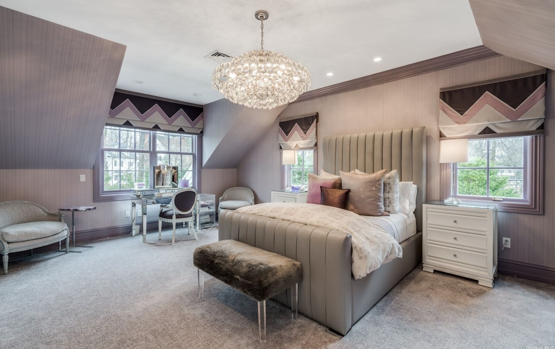 29 The Maples, East Hills NY  11576-1921 exterior