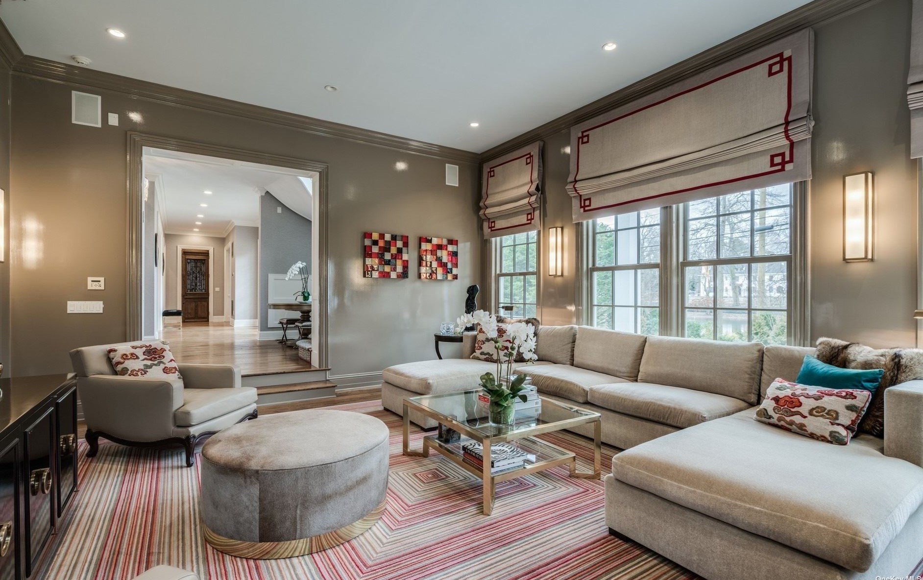 29 The Maples, East Hills NY  11576-1921 exterior