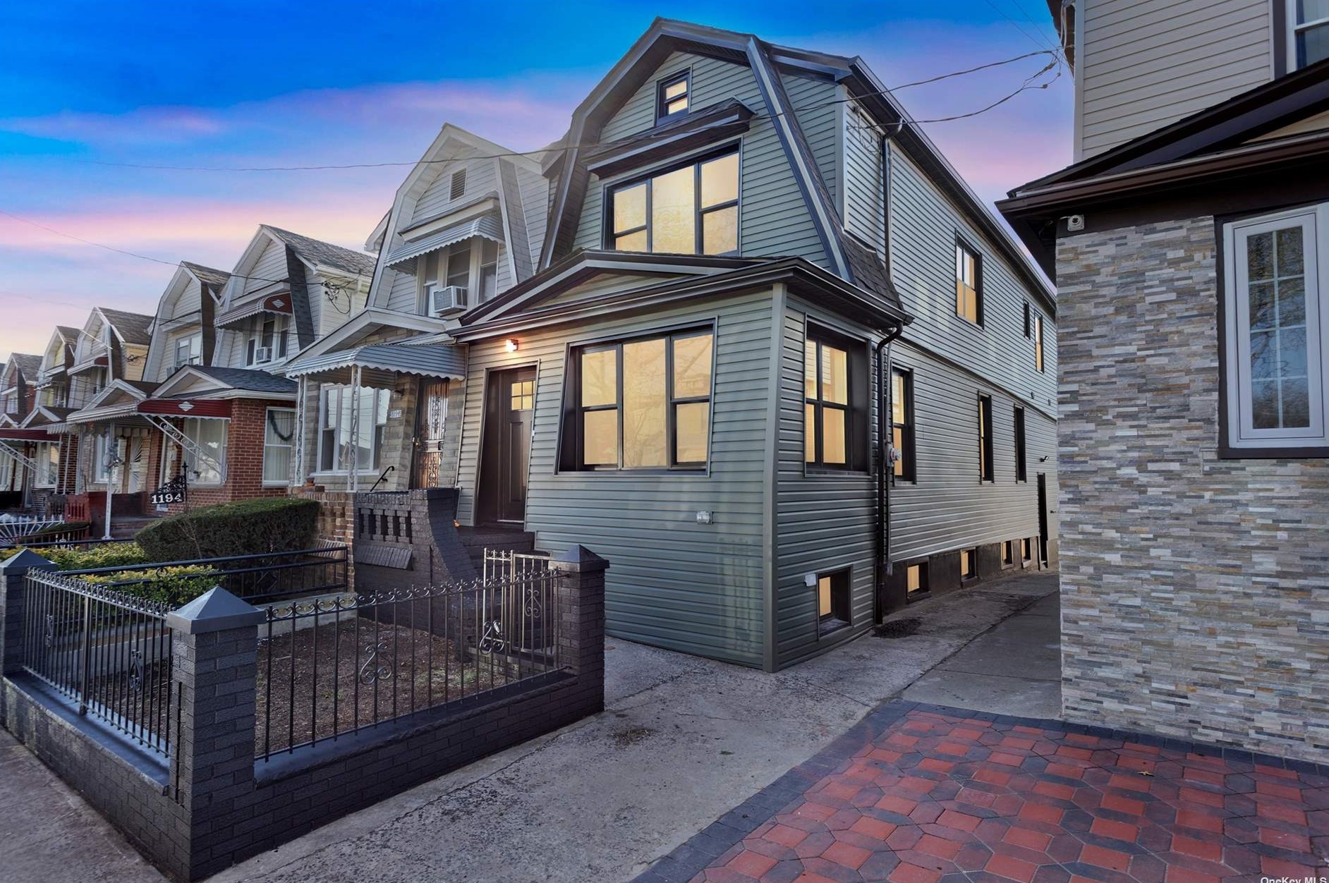 1192 Schenectady Ave, Brooklyn, NY 11203-5828