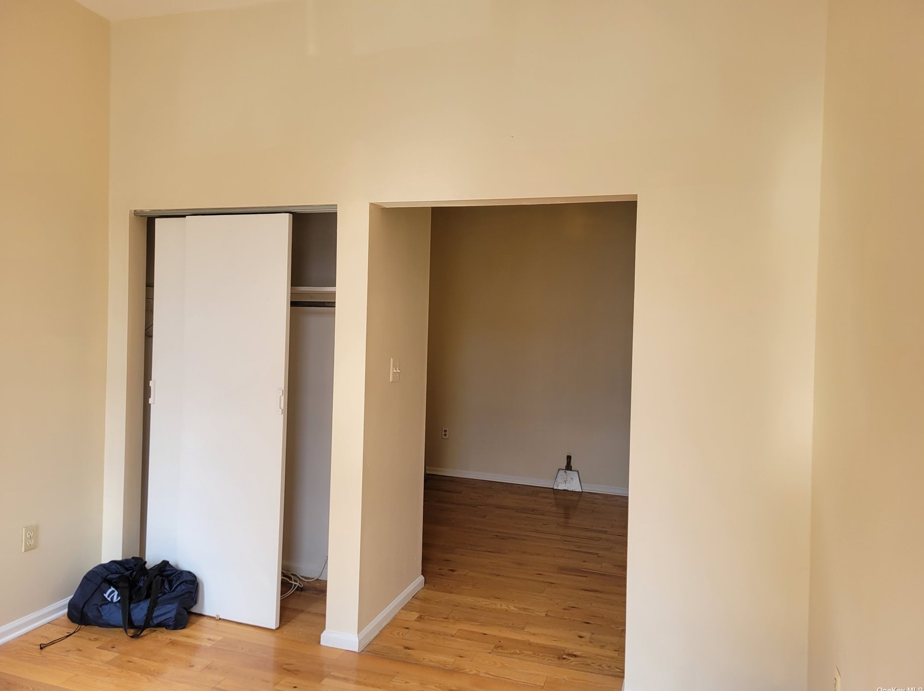 103-15 Northern Blvd, Flushing NY  11368-6511 exterior