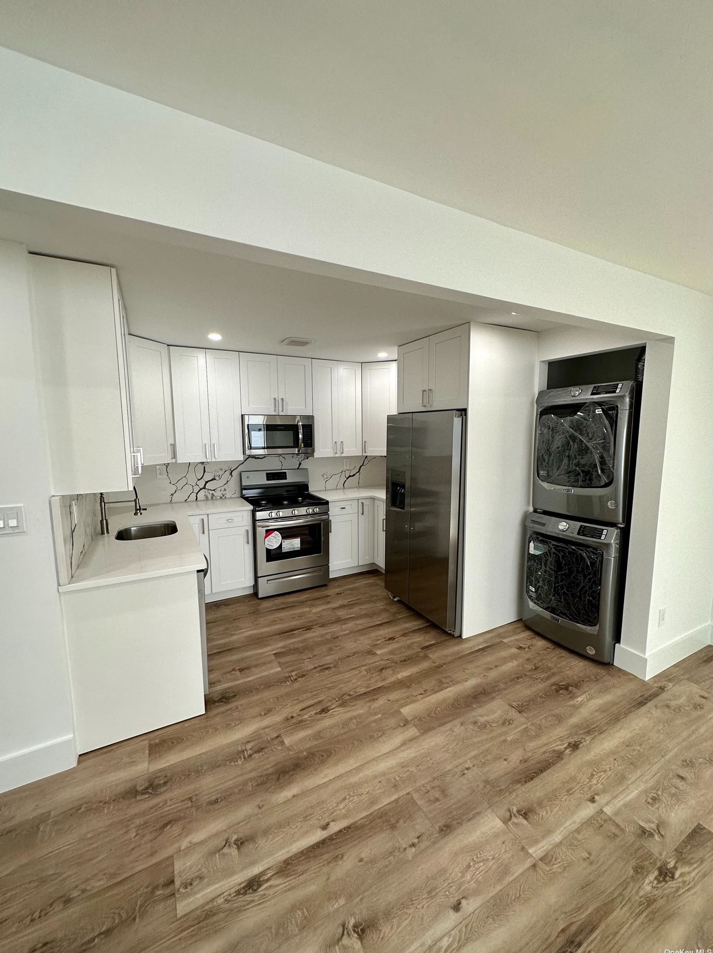 153 Beach 123rd St, Far Rockaway, NY 11694