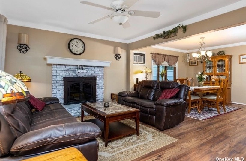 60 Spring Ln, Plainedge NY  11756-2543 exterior