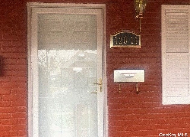 120-11 226th St #2nd Fl, Jamaica, NY 11411