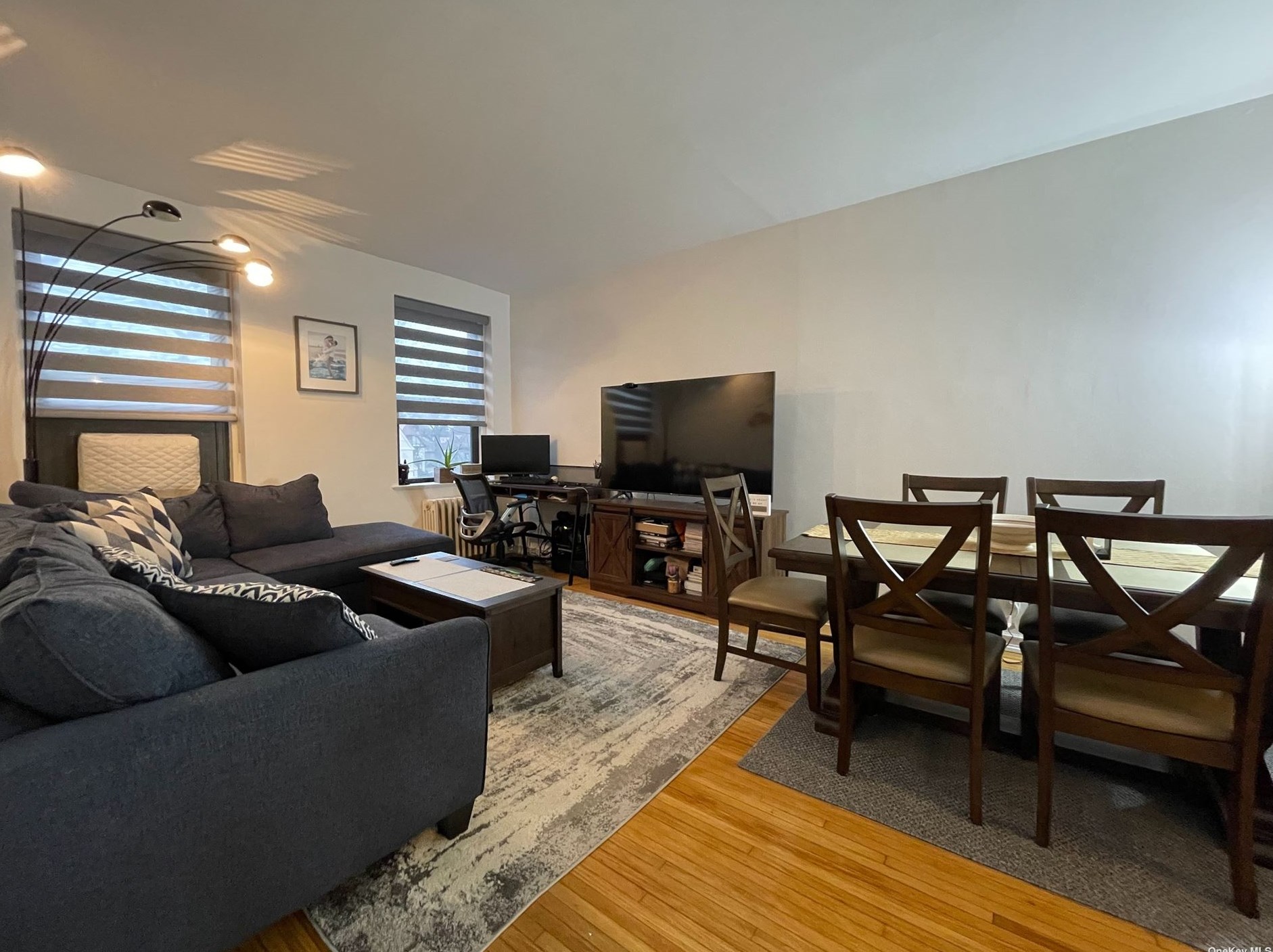 7716 Austin St Apt 2k, Flushing, NY
