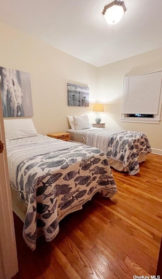 12 Bath St, East Atlantic Beach NY  11561-5007 exterior