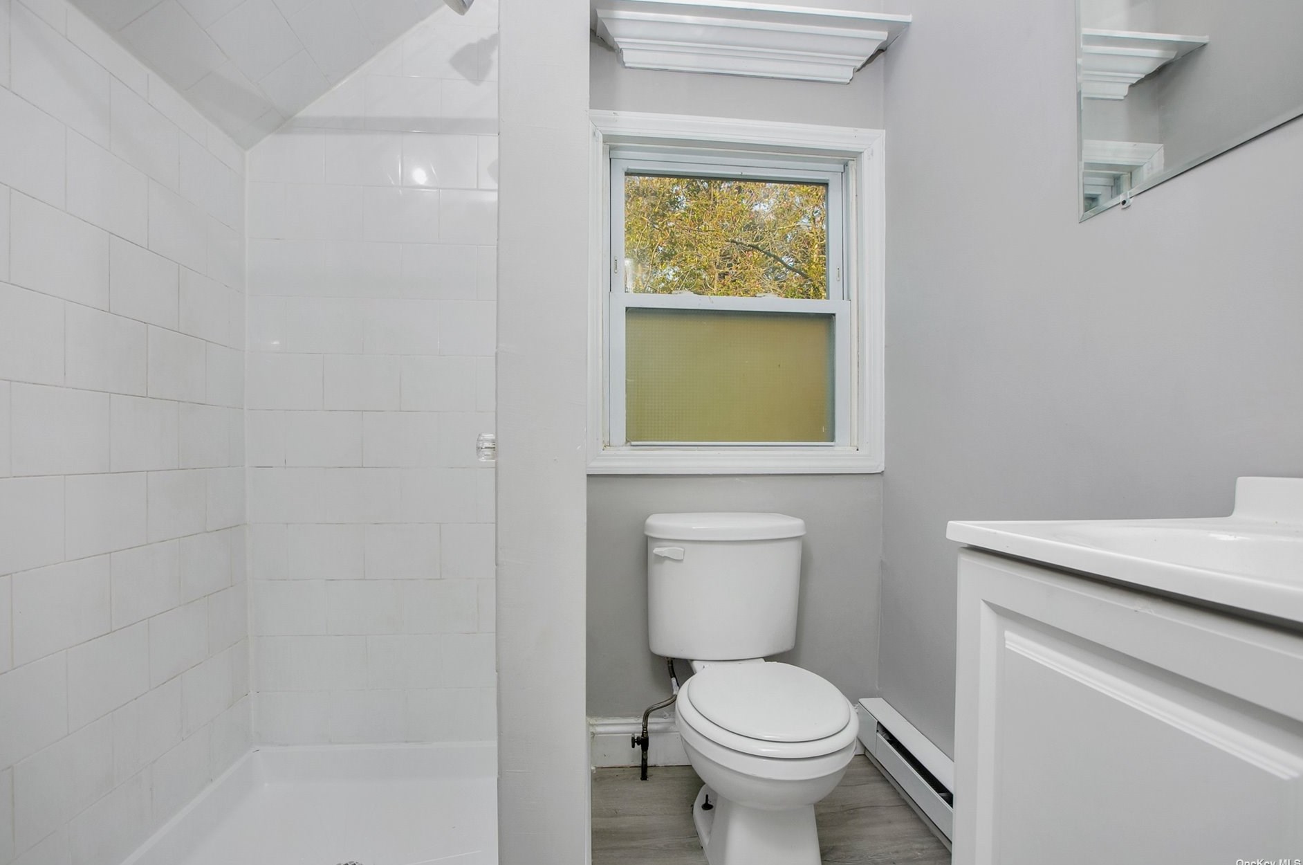 14 Waverly Rd, Smith Point NY 11967-4142 exterior