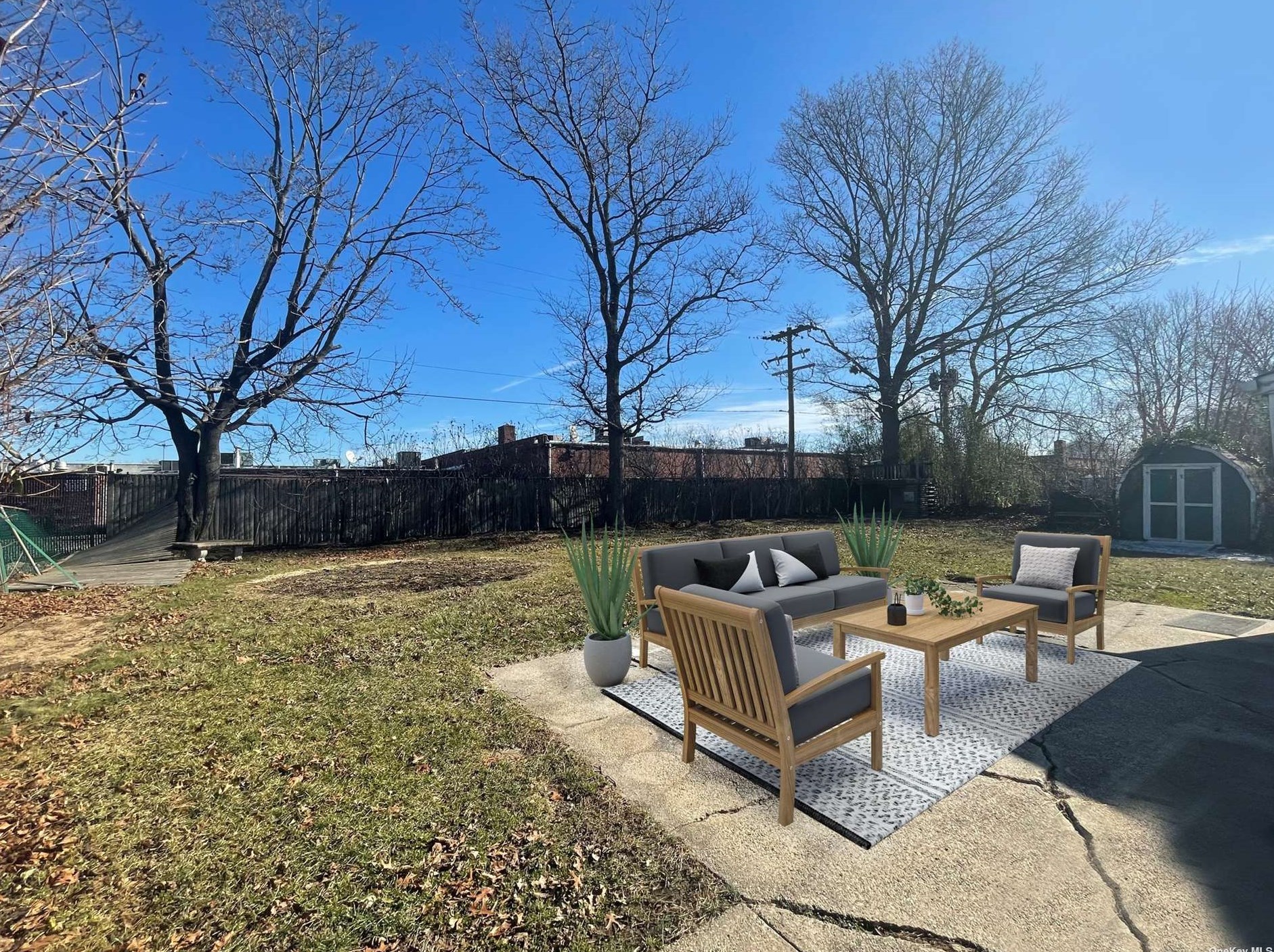 55 Clifton Pl, Prt Jefferson Station, NY 11776-1139